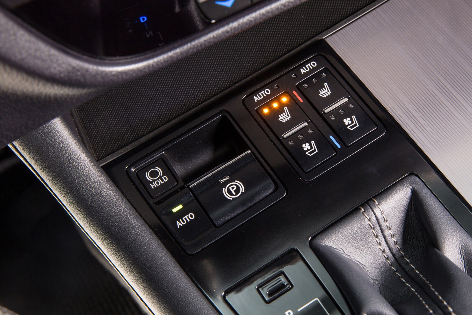 2016 Lexus Rx interior DETAIL