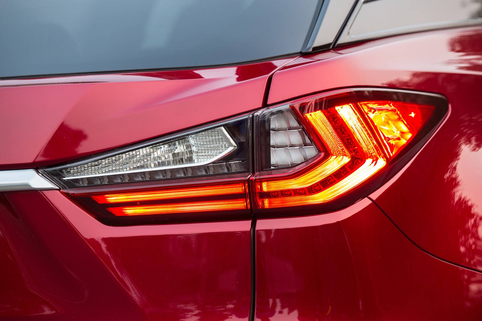 2017 Lexus RX 450h exterior EDETAIL