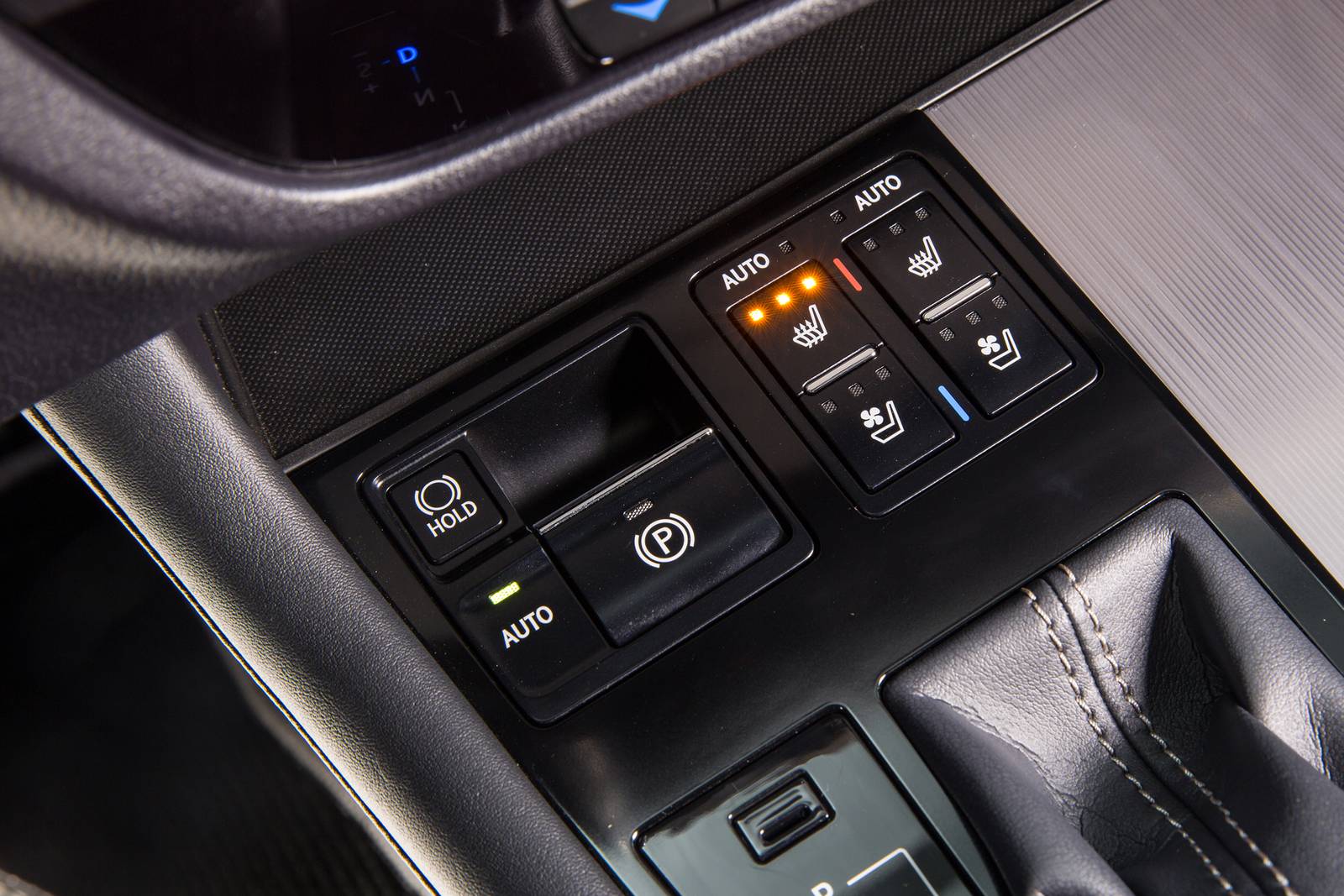 2017 Lexus RX 450h interior DETAIL