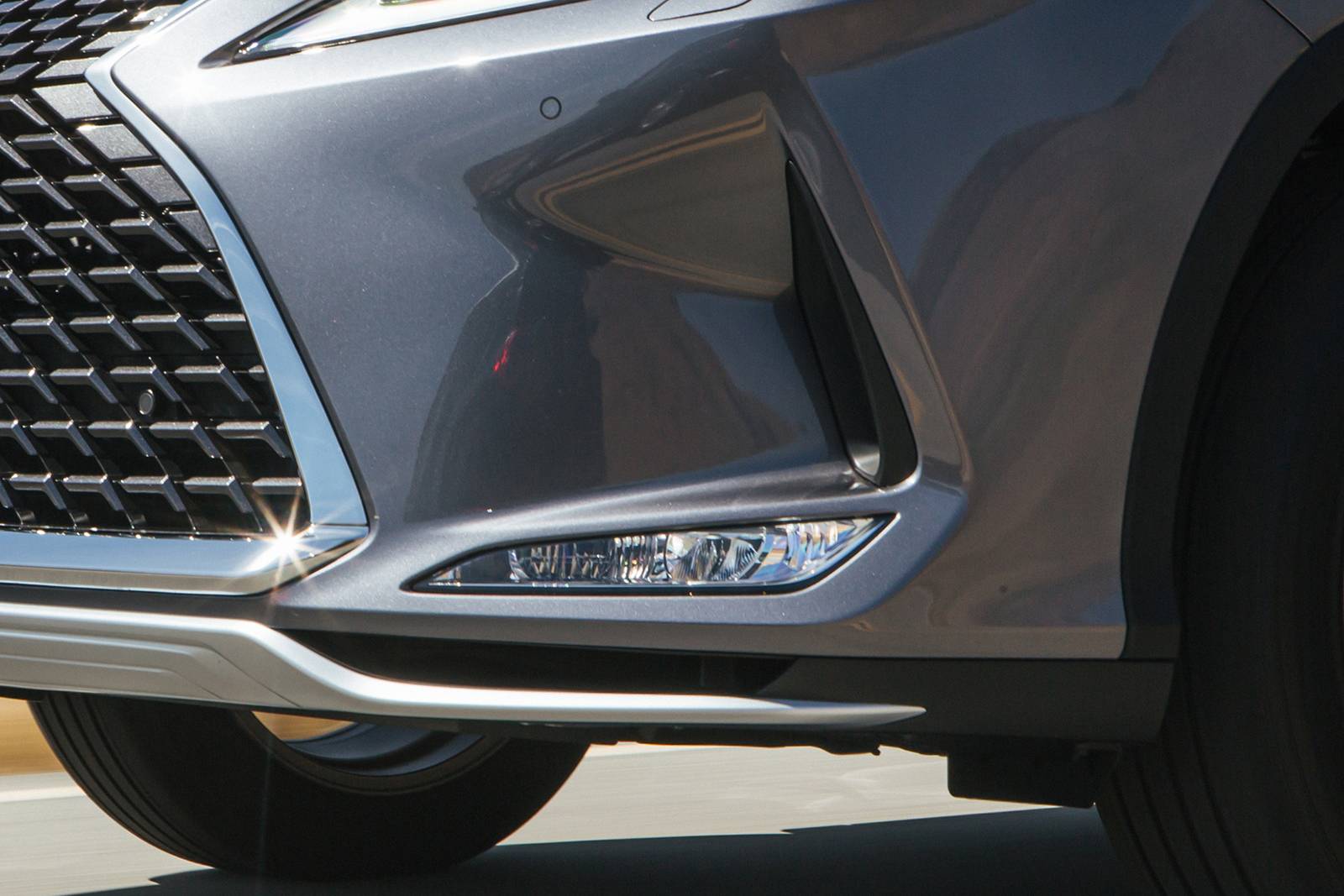 2020 Lexus Rx exterior FOG