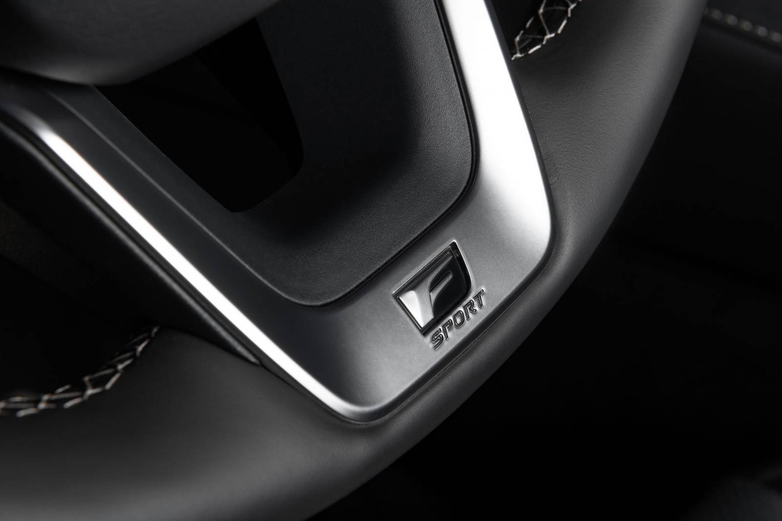 2024 Lexus Rx interior DETAIL