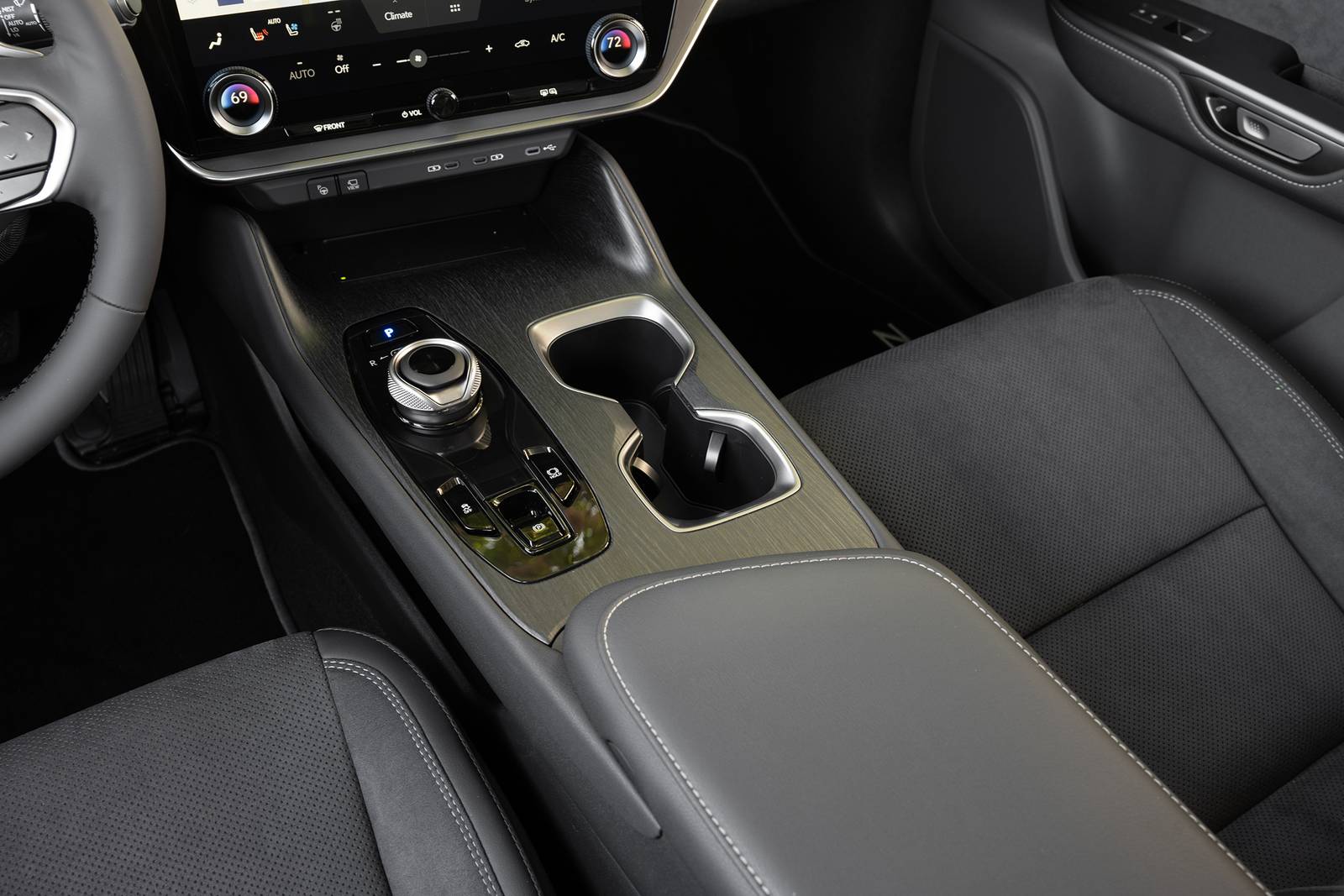 2024 Lexus Rz interior SHF