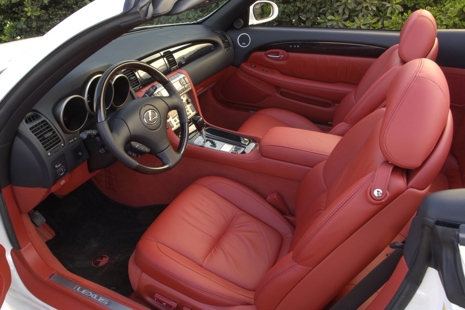 2007 Lexus SC 430 interior I