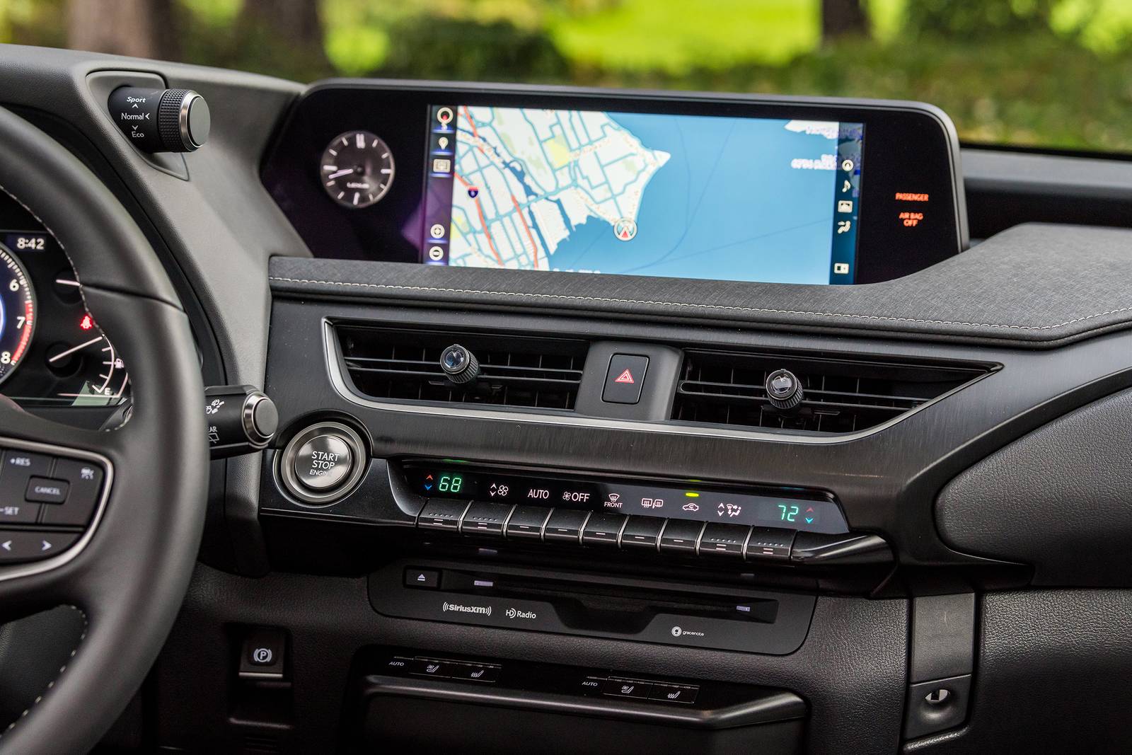 2019 Lexus UX front safety CC