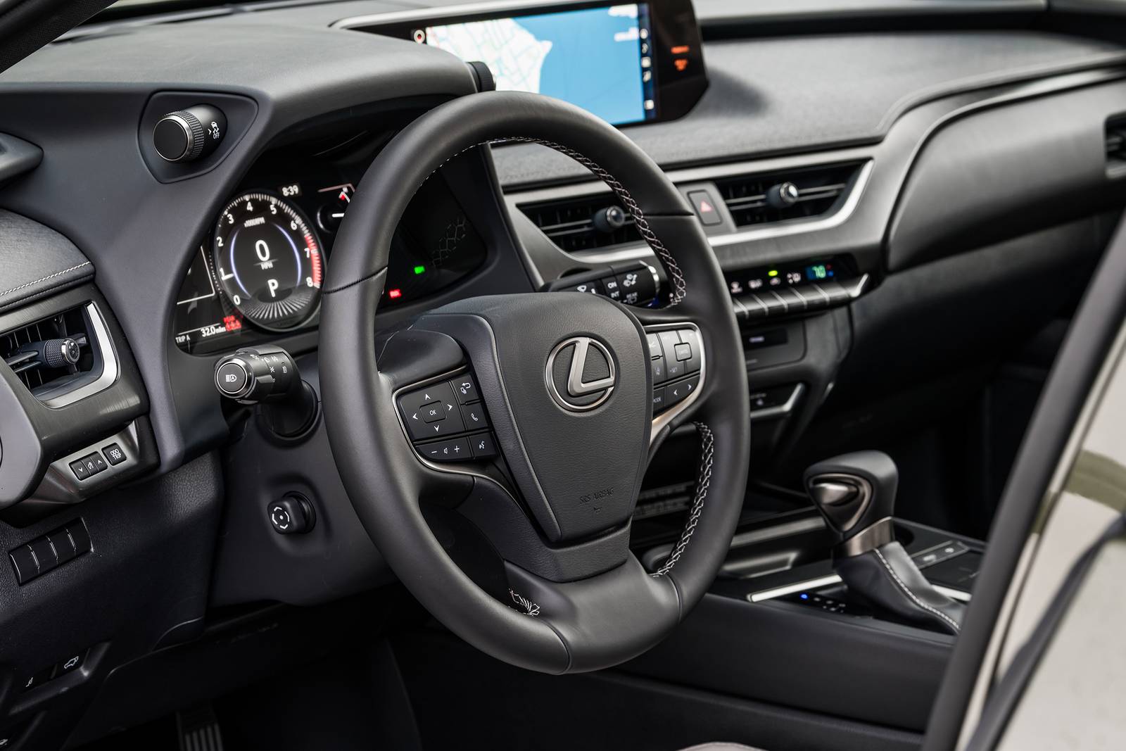2019 Lexus Ux interior SWD