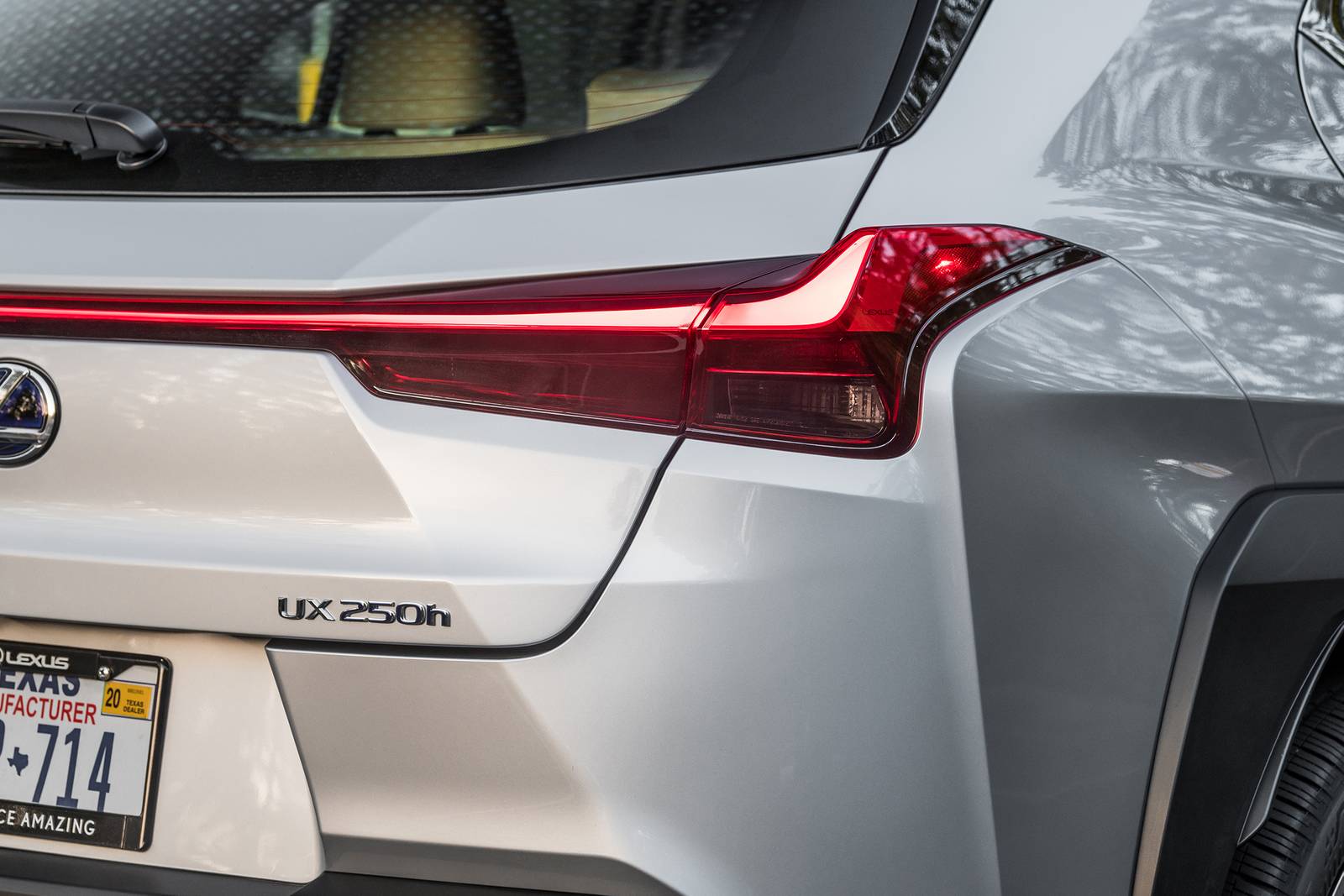 2019 Lexus Ux exterior RBDG