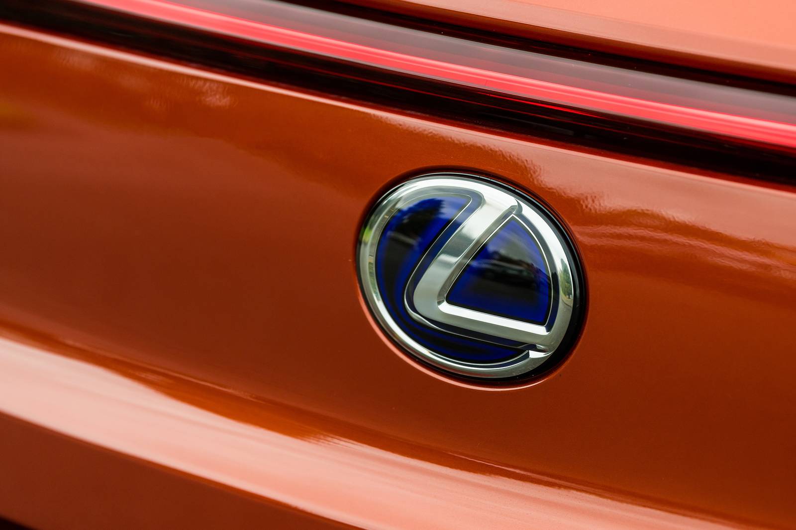 2019 Lexus Ux exterior RBDG