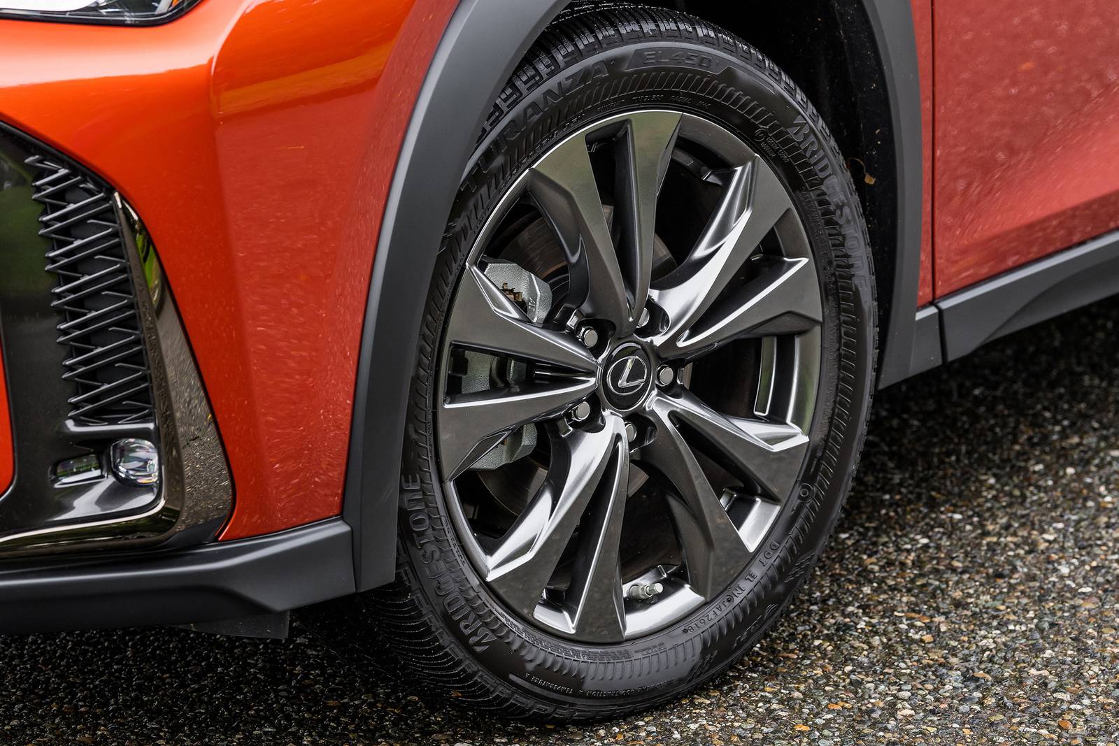 2019 Lexus Ux exterior W