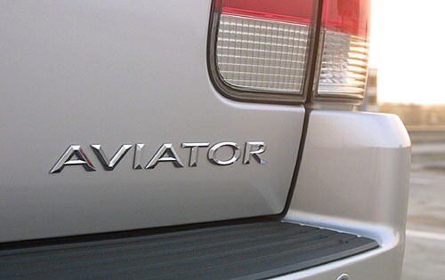2003 Lincoln Aviator exterior FBDG