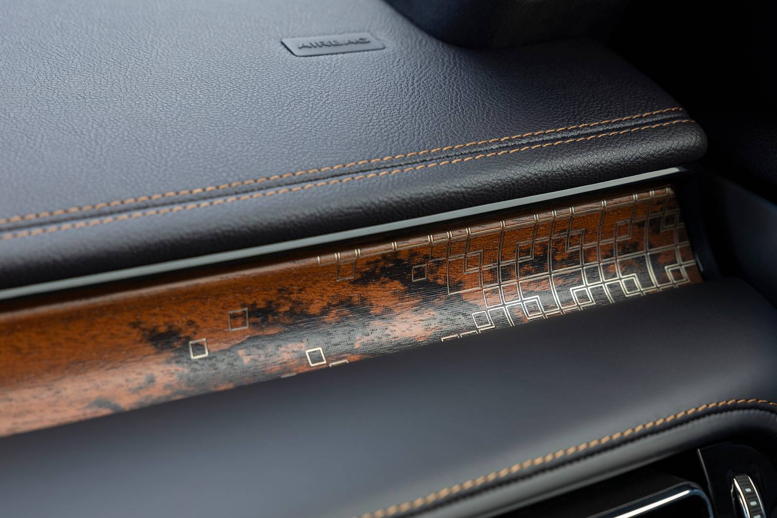 2025 Lincoln Aviator interior DETAIL