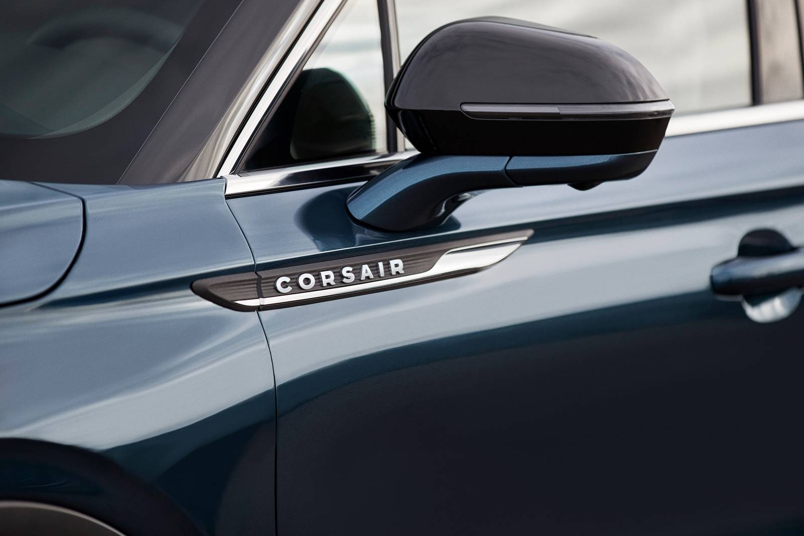 2020 Lincoln Corsair front safety FBDG