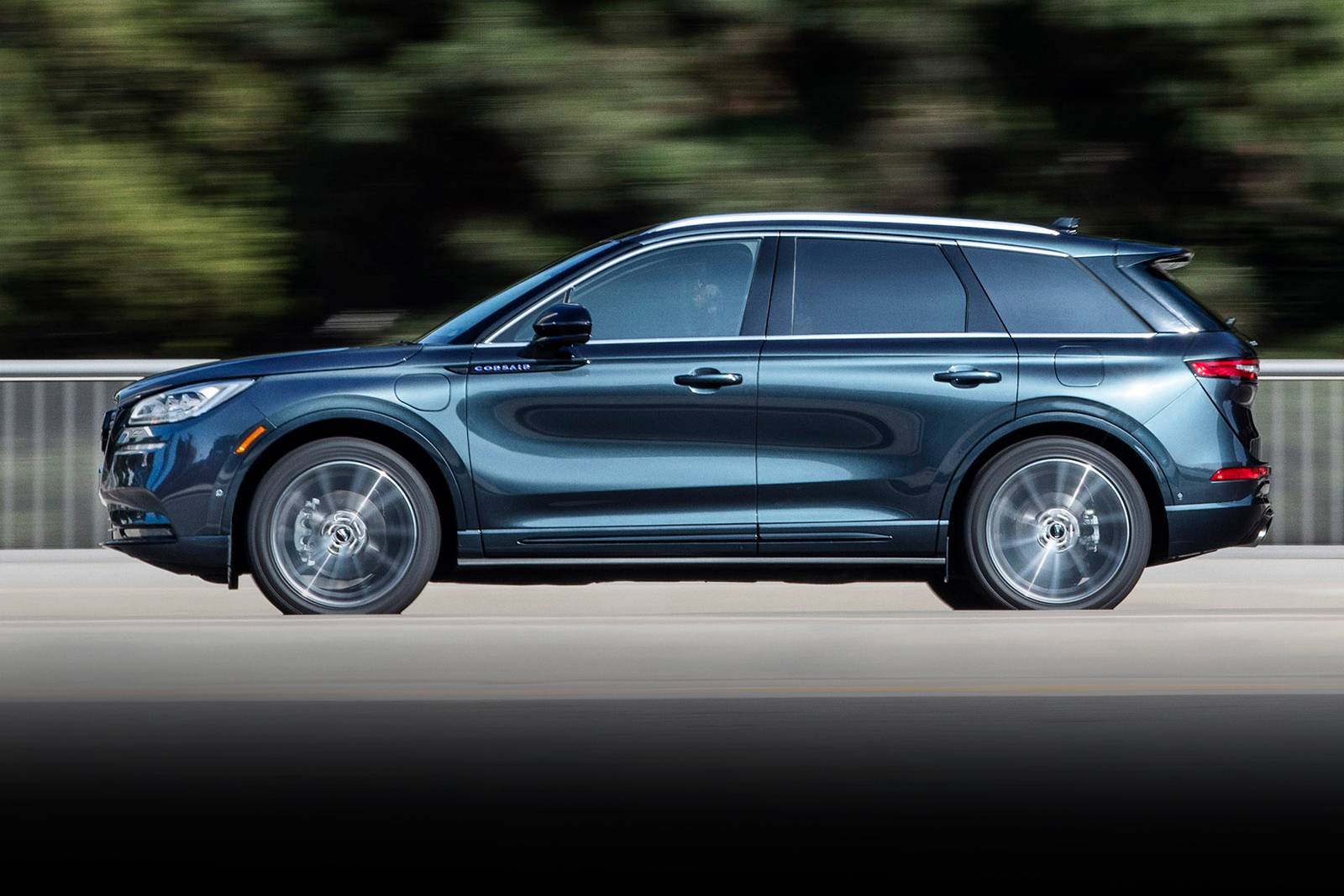 2021 Lincoln Corsair exterior S