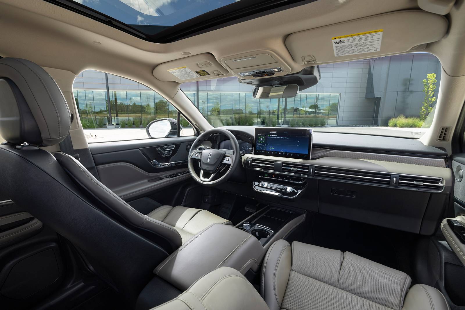 2024 Lincoln Corsair interior D