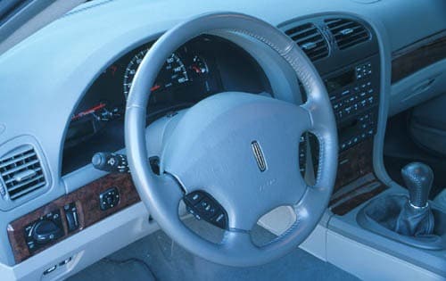 2000 Lincoln LS interior I
