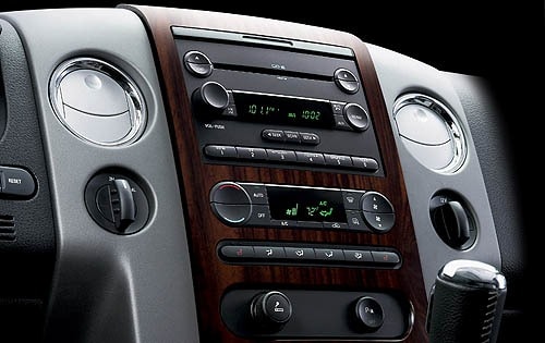2007 Lincoln Mark LT interior CC