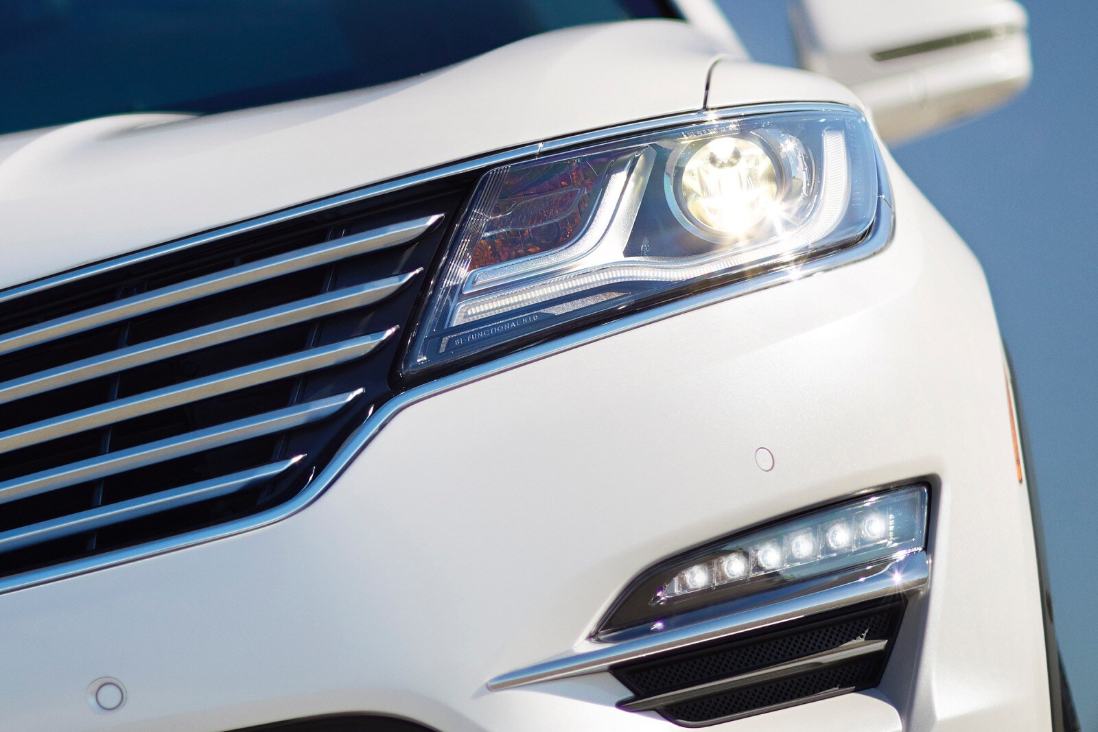 2017 Lincoln Mkc exterior EDETAIL