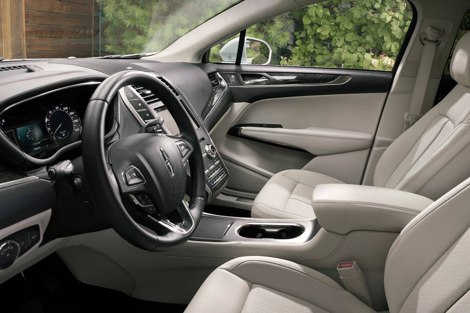 2019 Lincoln Mkc interior I