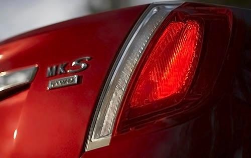 2009 Lincoln MKS exterior FBDG