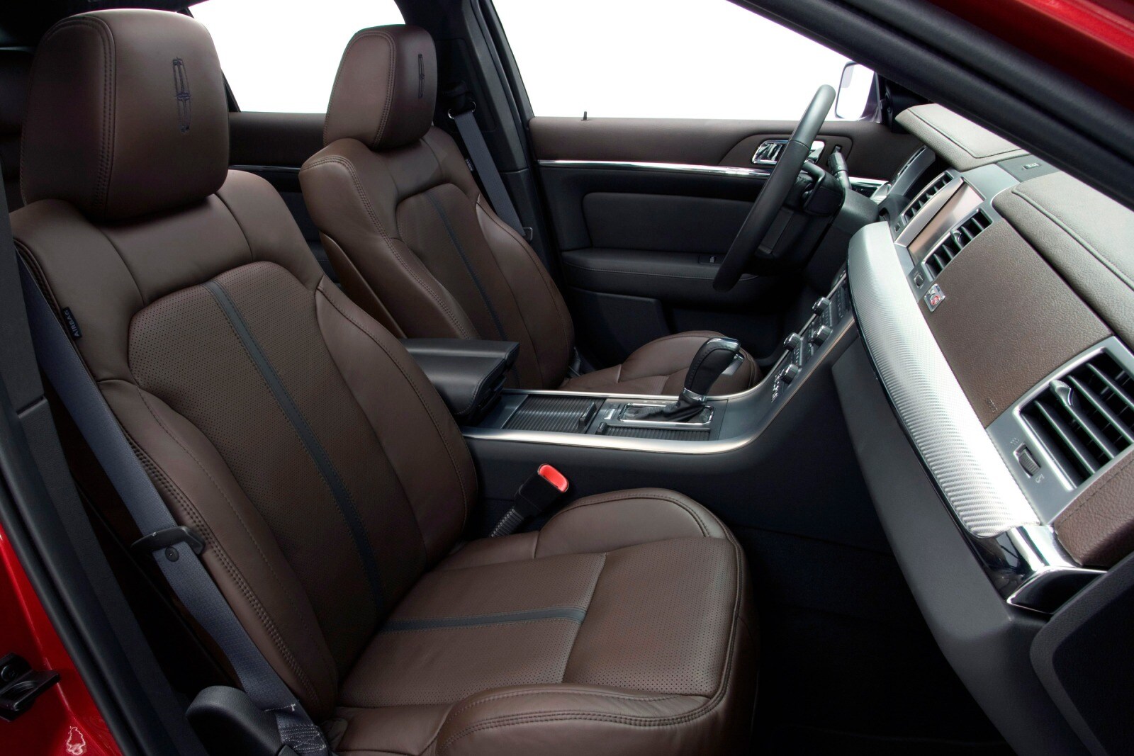 2010 Lincoln Mks interior I