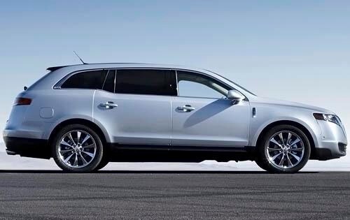 2010 Lincoln MKT exterior F