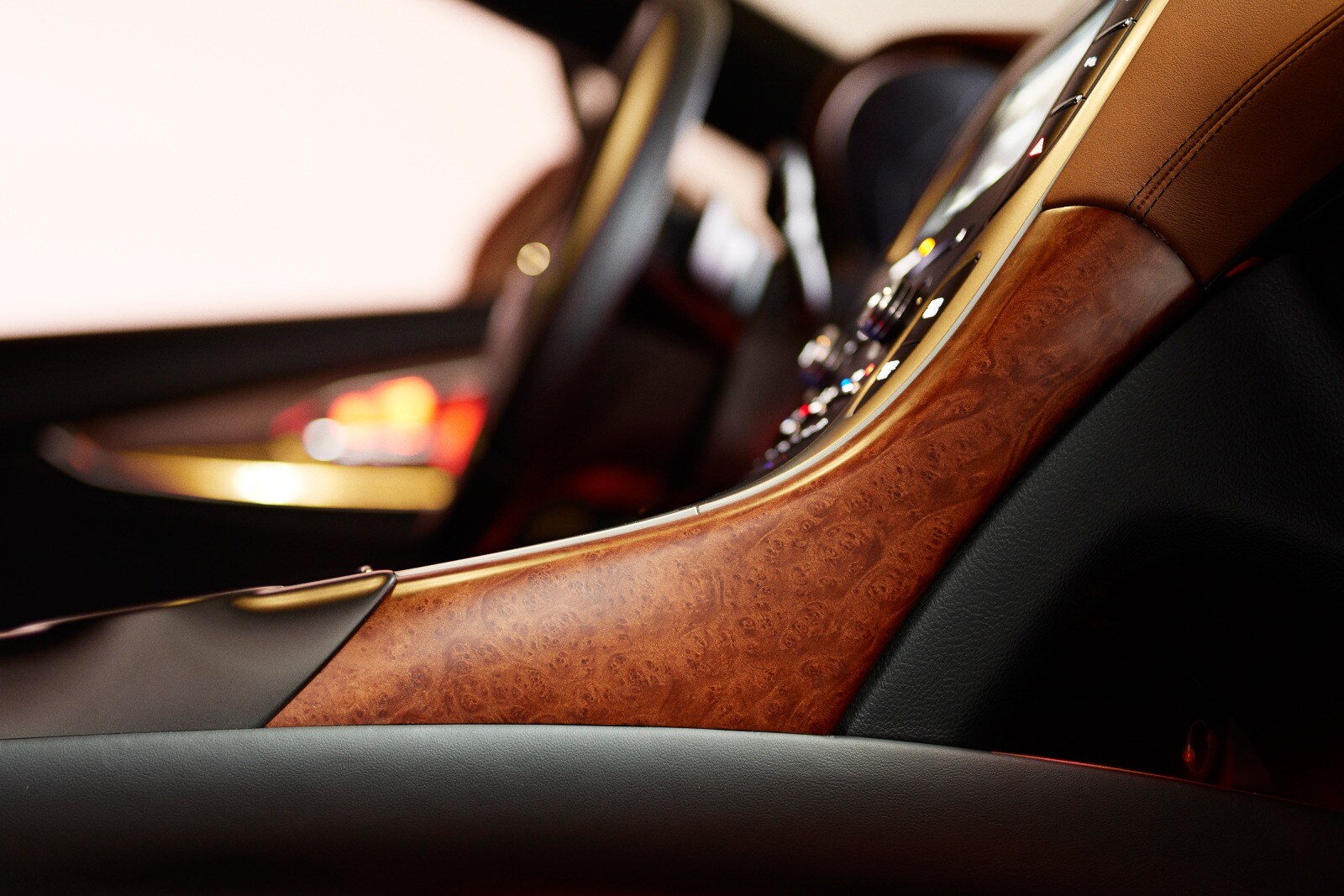 2016 Lincoln MKX front safety DETAIL