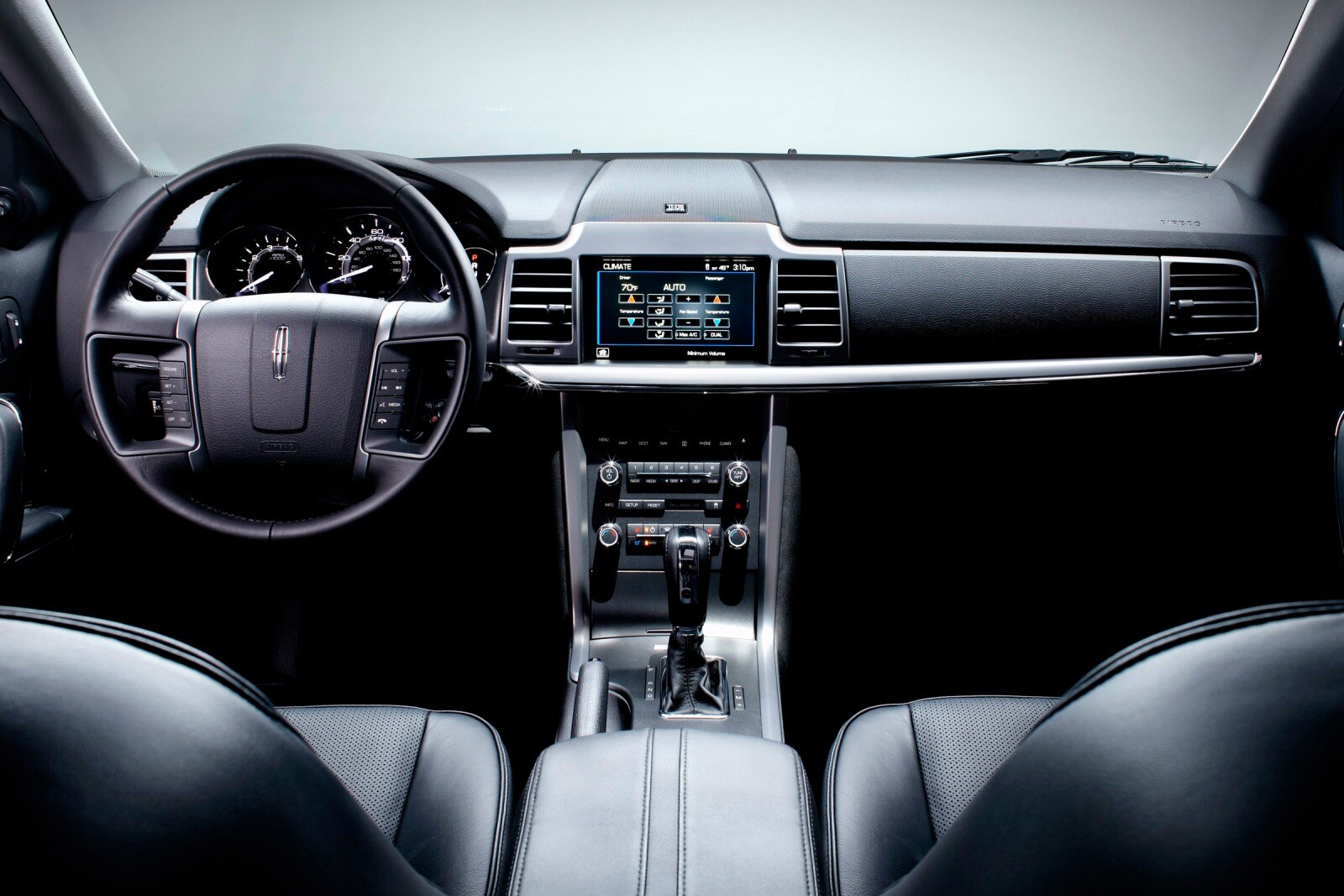 2010 Lincoln MKZ interior D