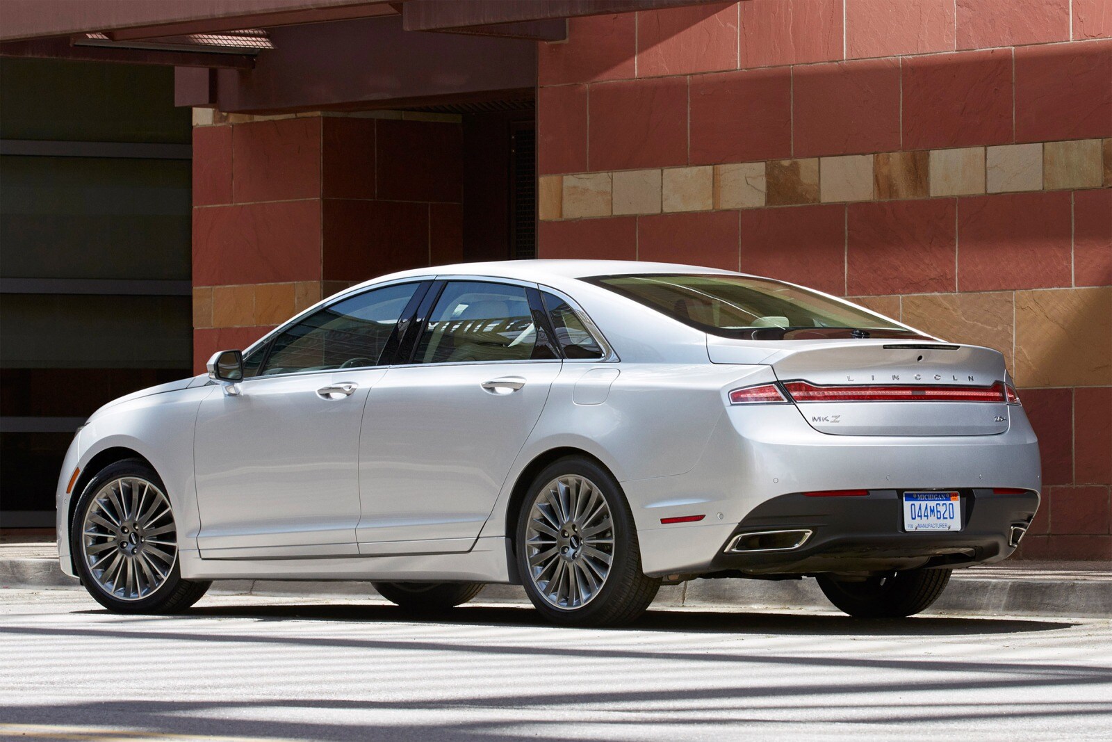 2016 Lincoln MKZ front safety FOG