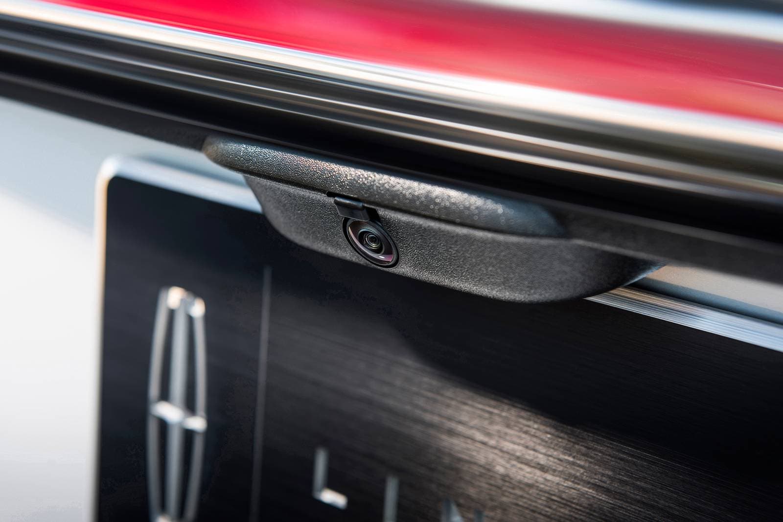 2019 Lincoln Nautilus front safety EDETAIL