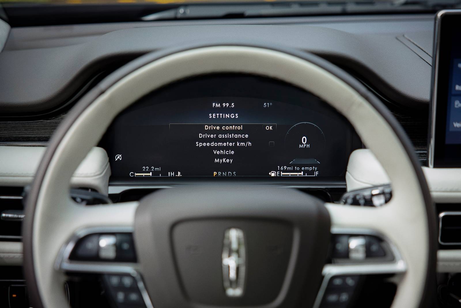 2021 Lincoln Nautilus interior G