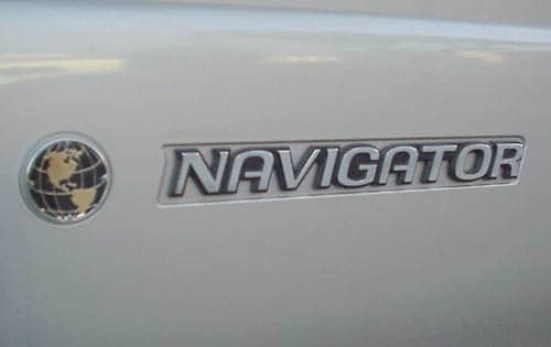 2000 Lincoln Navigator exterior FBDG