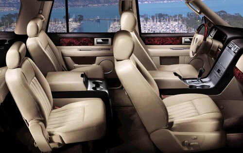 2005 Lincoln Navigator interior I