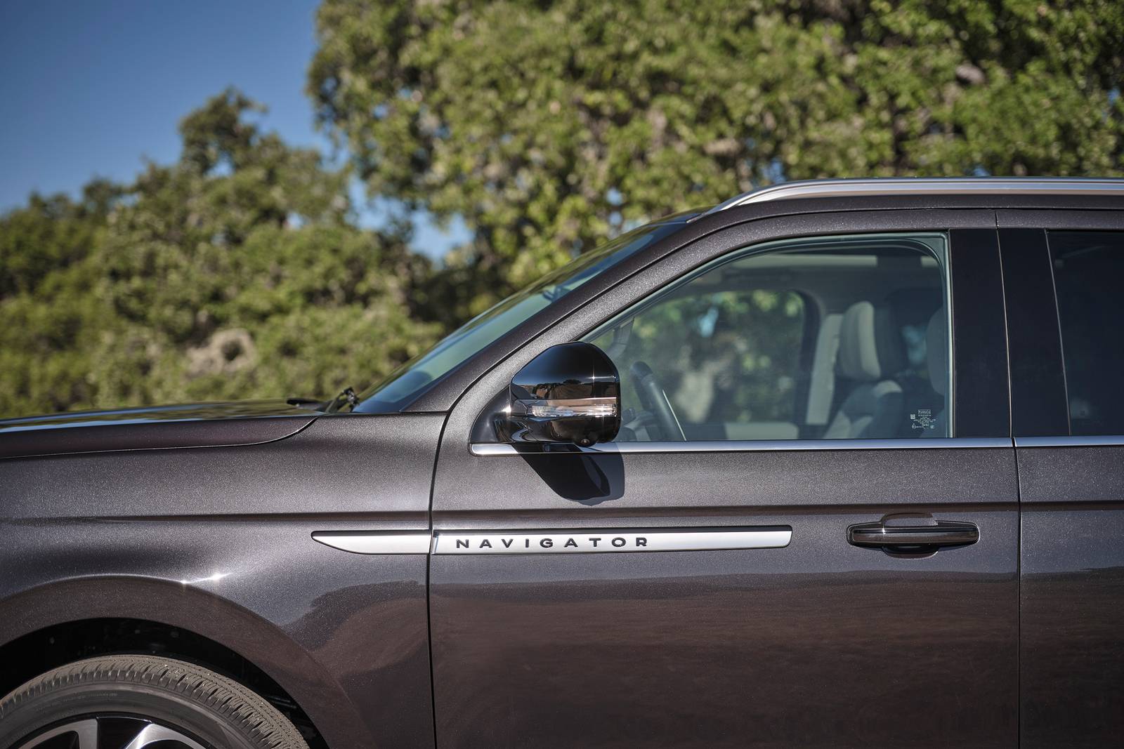 2025 Lincoln Navigator exterior EDETAIL