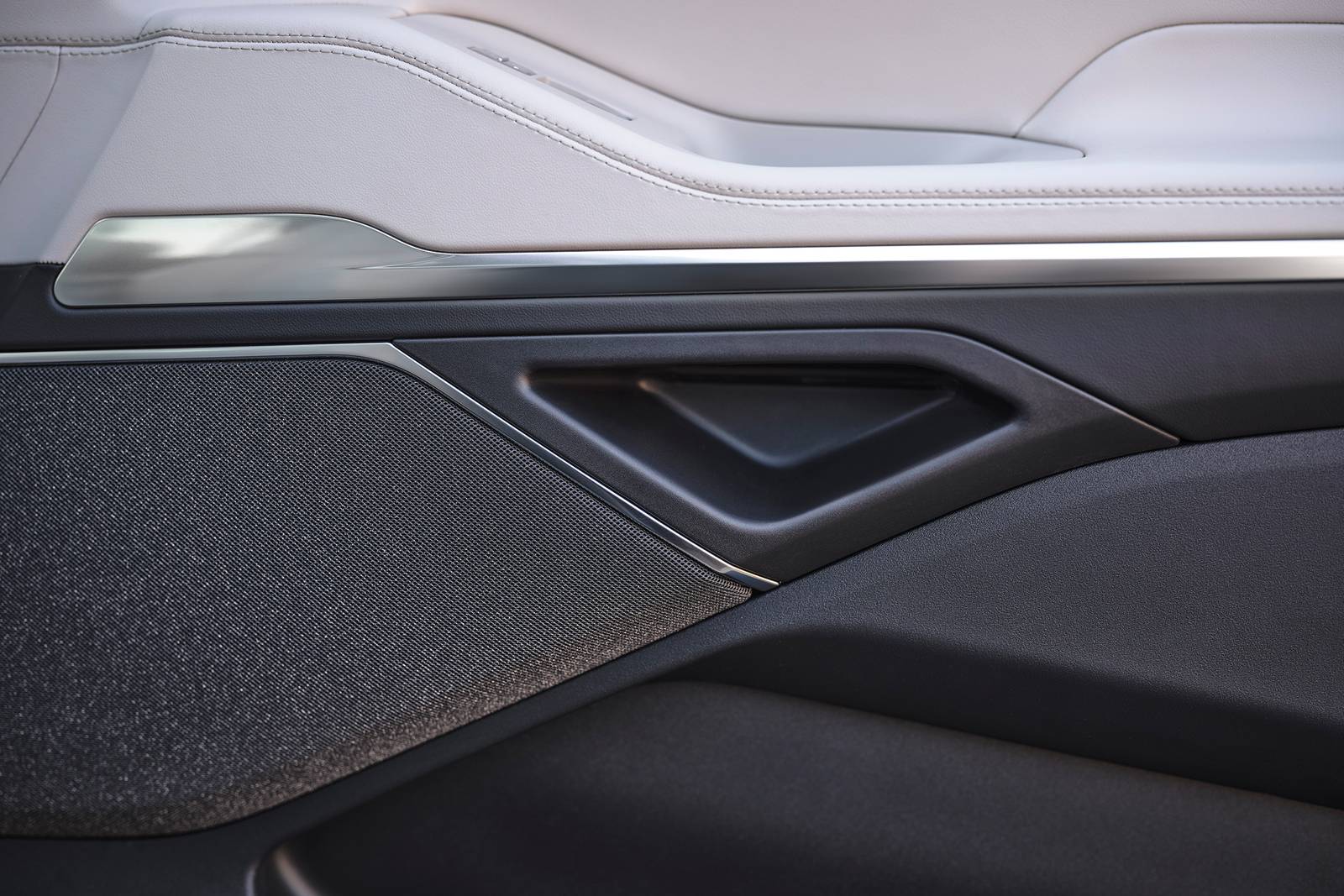 2025 Lincoln Navigator interior DETAIL