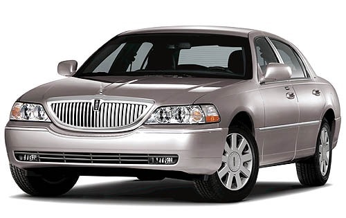 2008 Lincoln Town Car Signature Limited Sedan