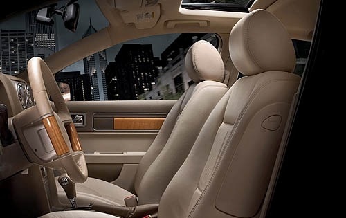 2006 Lincoln Zephyr interior I