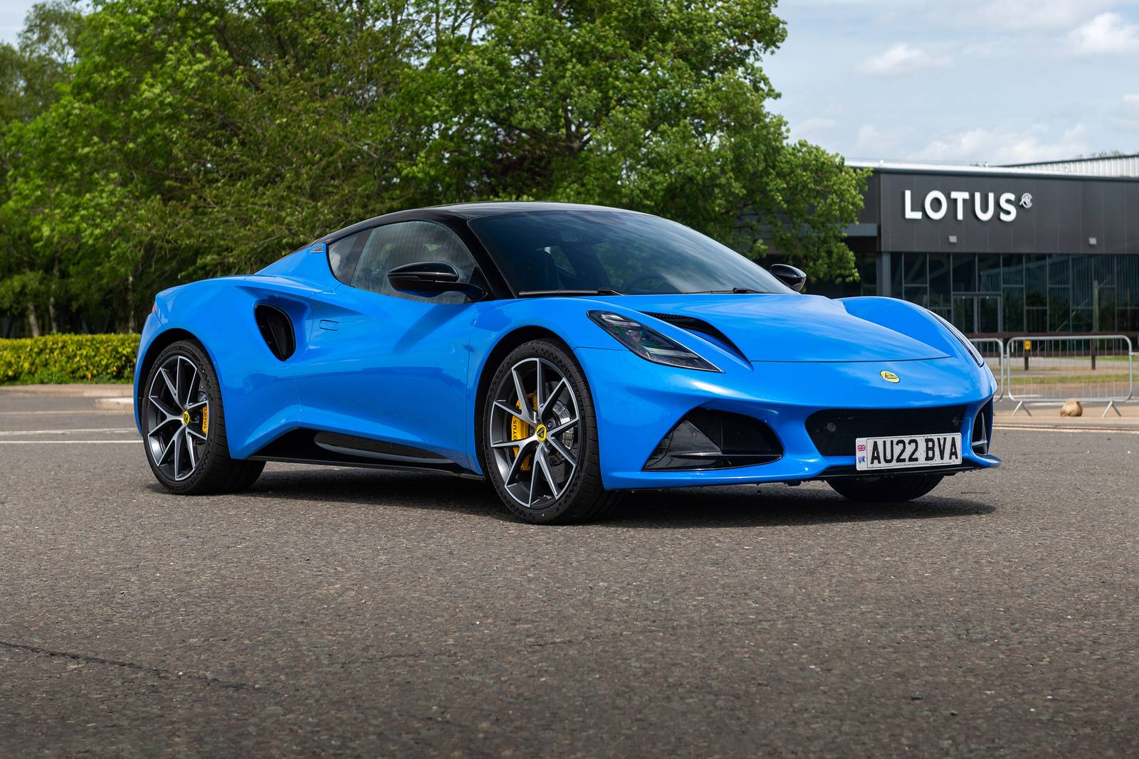 2024 Lotus Emira Coupe Exterior