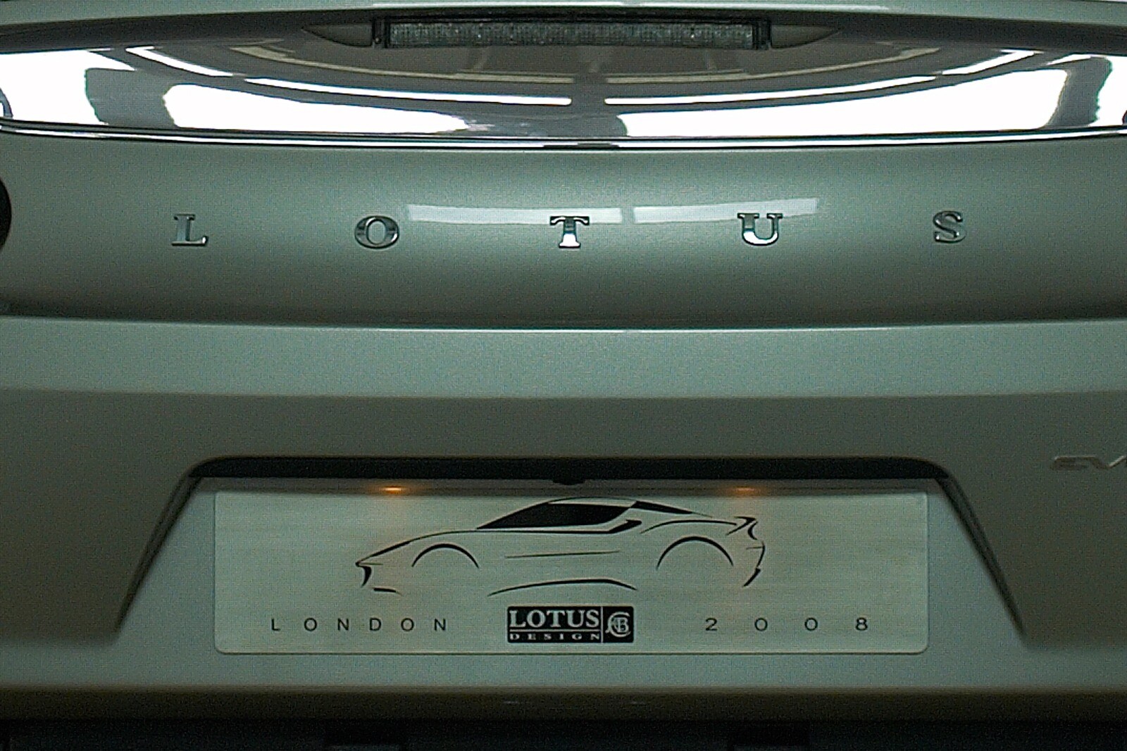 2010 Lotus Evora exterior RBDG