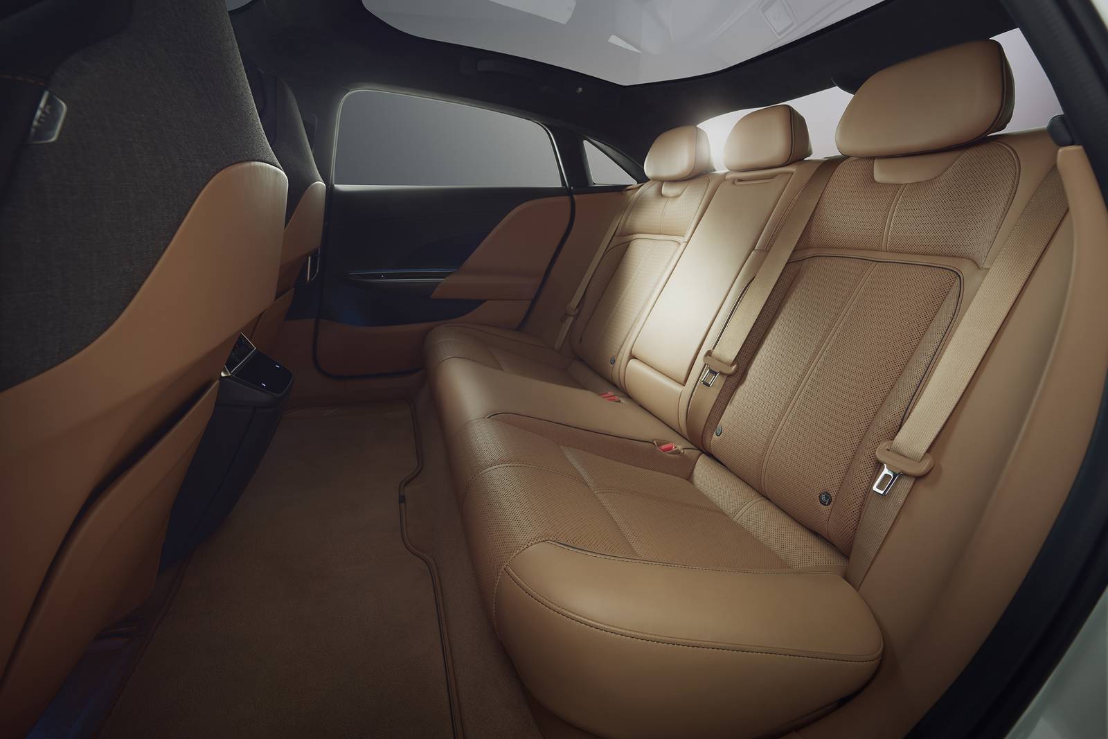 2022 Lucid Air interior RI