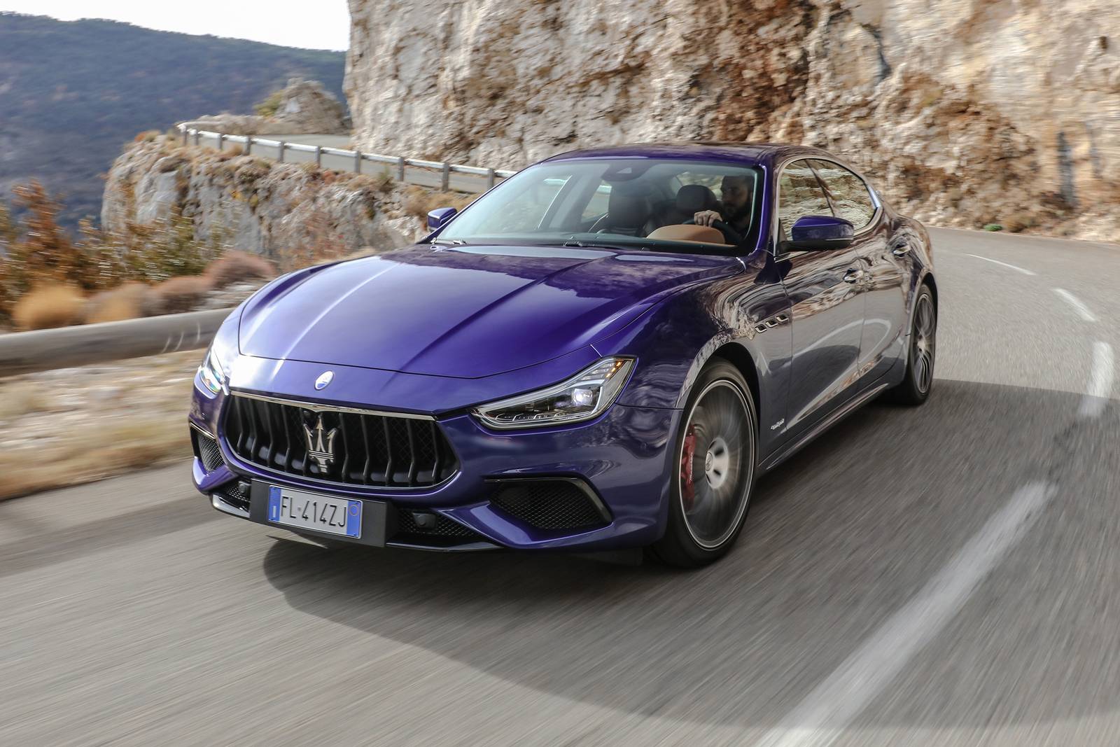 2018 Maserati Ghibli exterior FQ