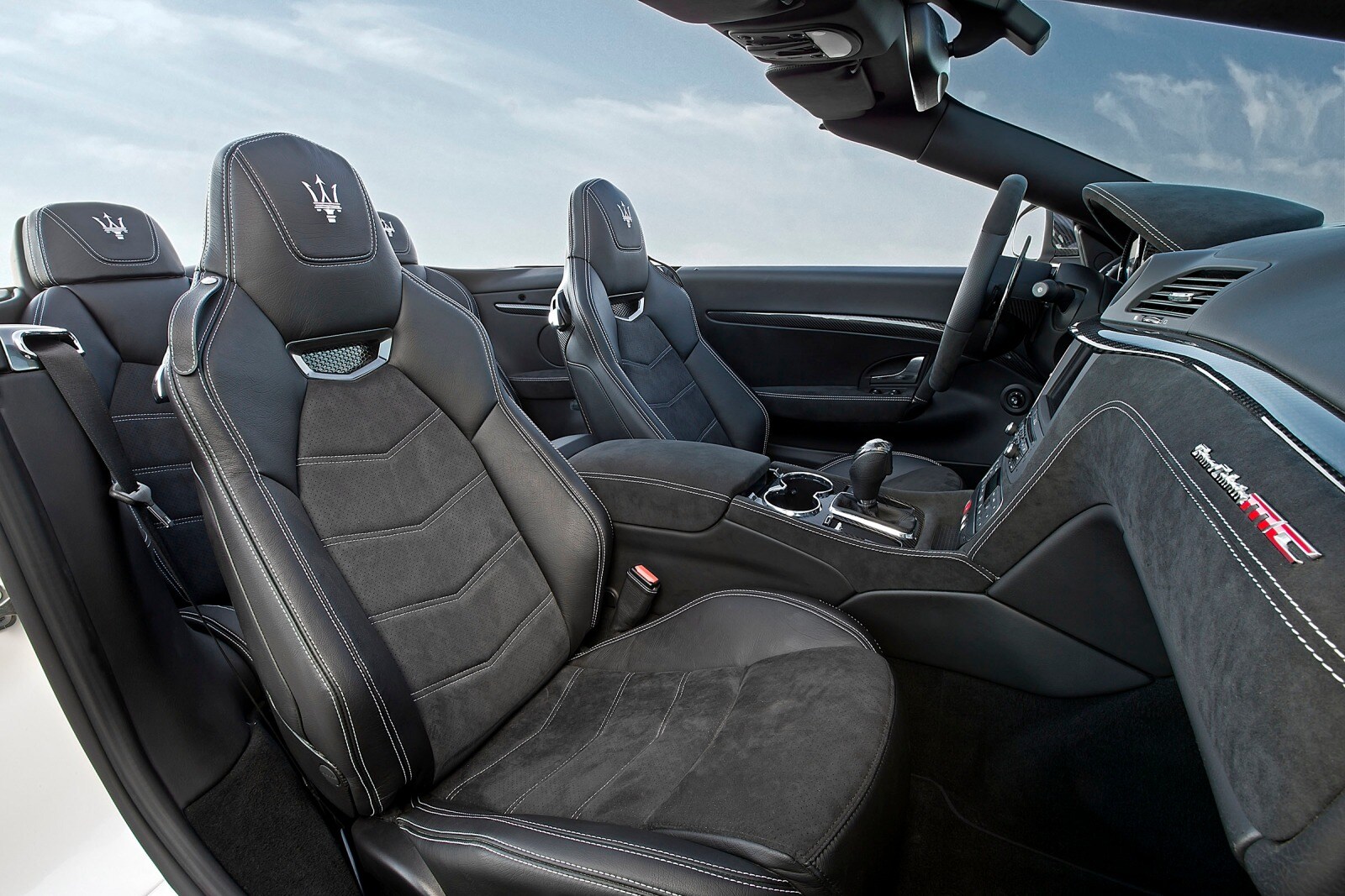 2017 Maserati Granturismo interior I