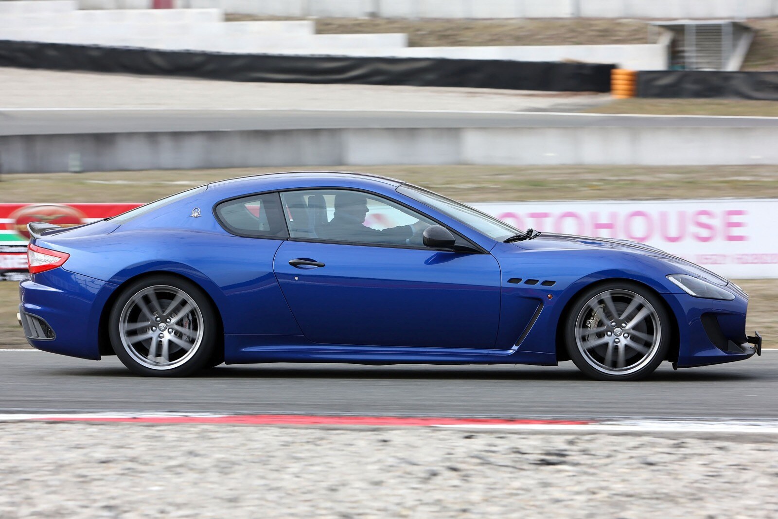 2012 Maserati Granturismo