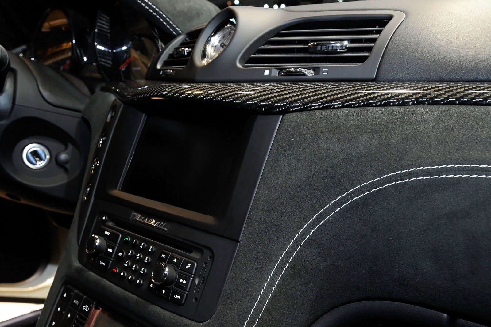2012 Maserati GranTurismo Convertible front safety DETAIL