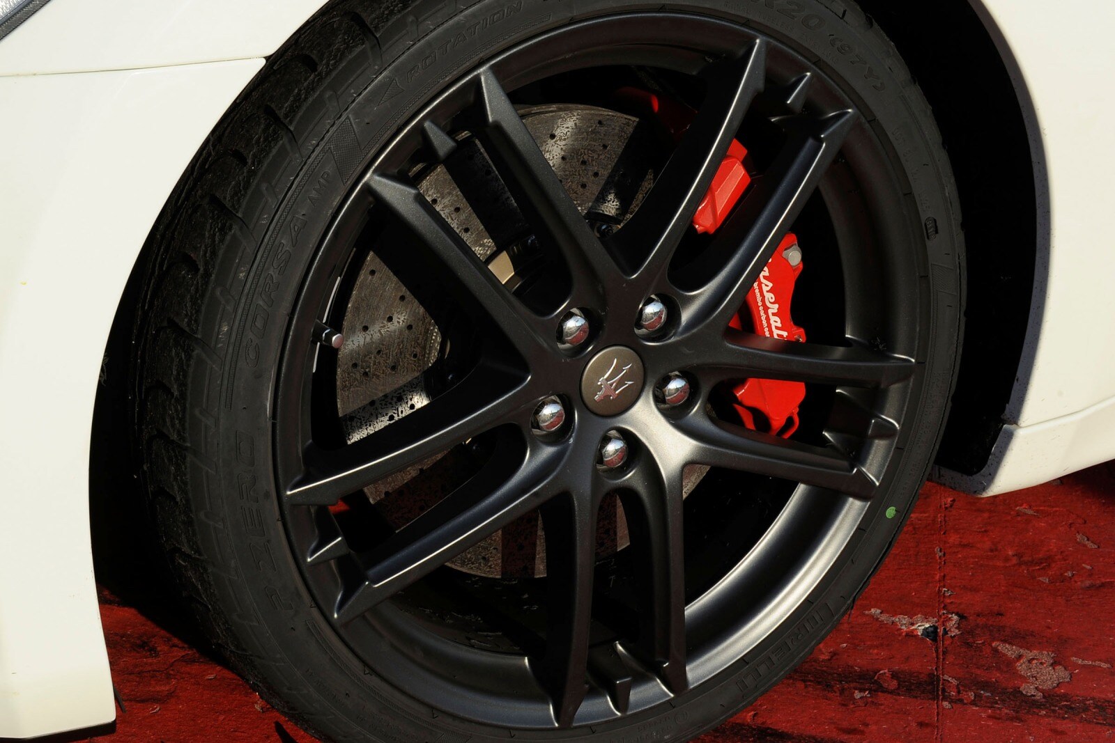 2012 Maserati Granturismo exterior W