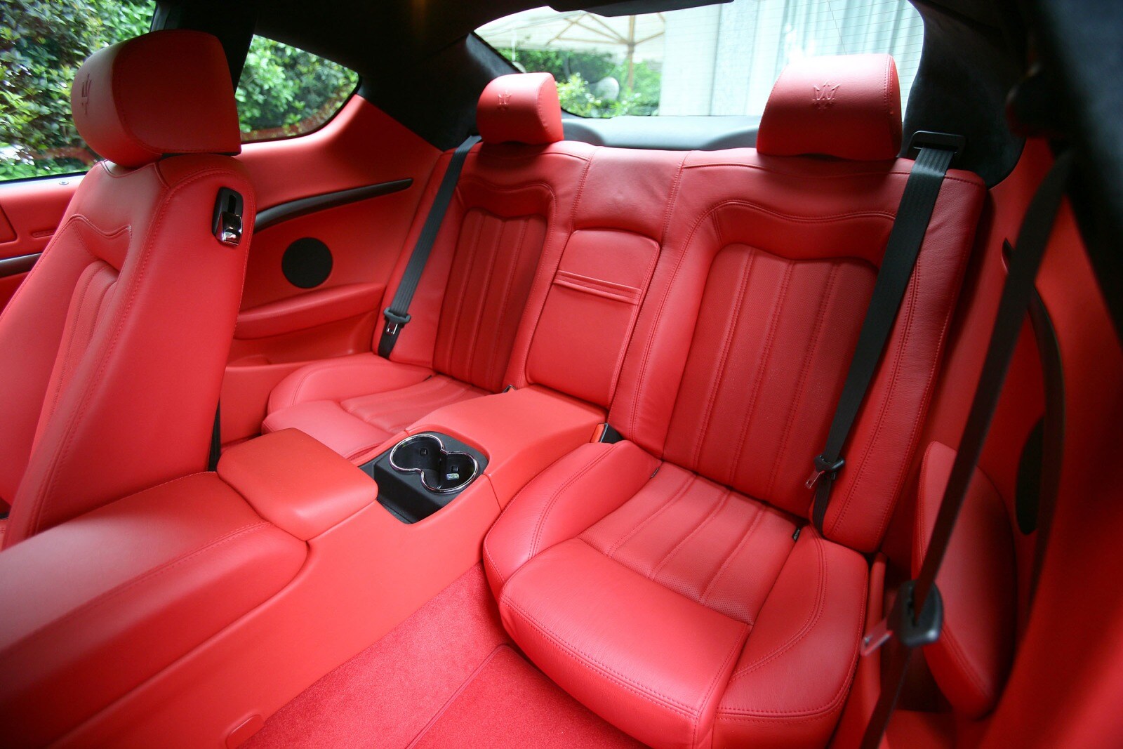 2012 Maserati Granturismo interior RI