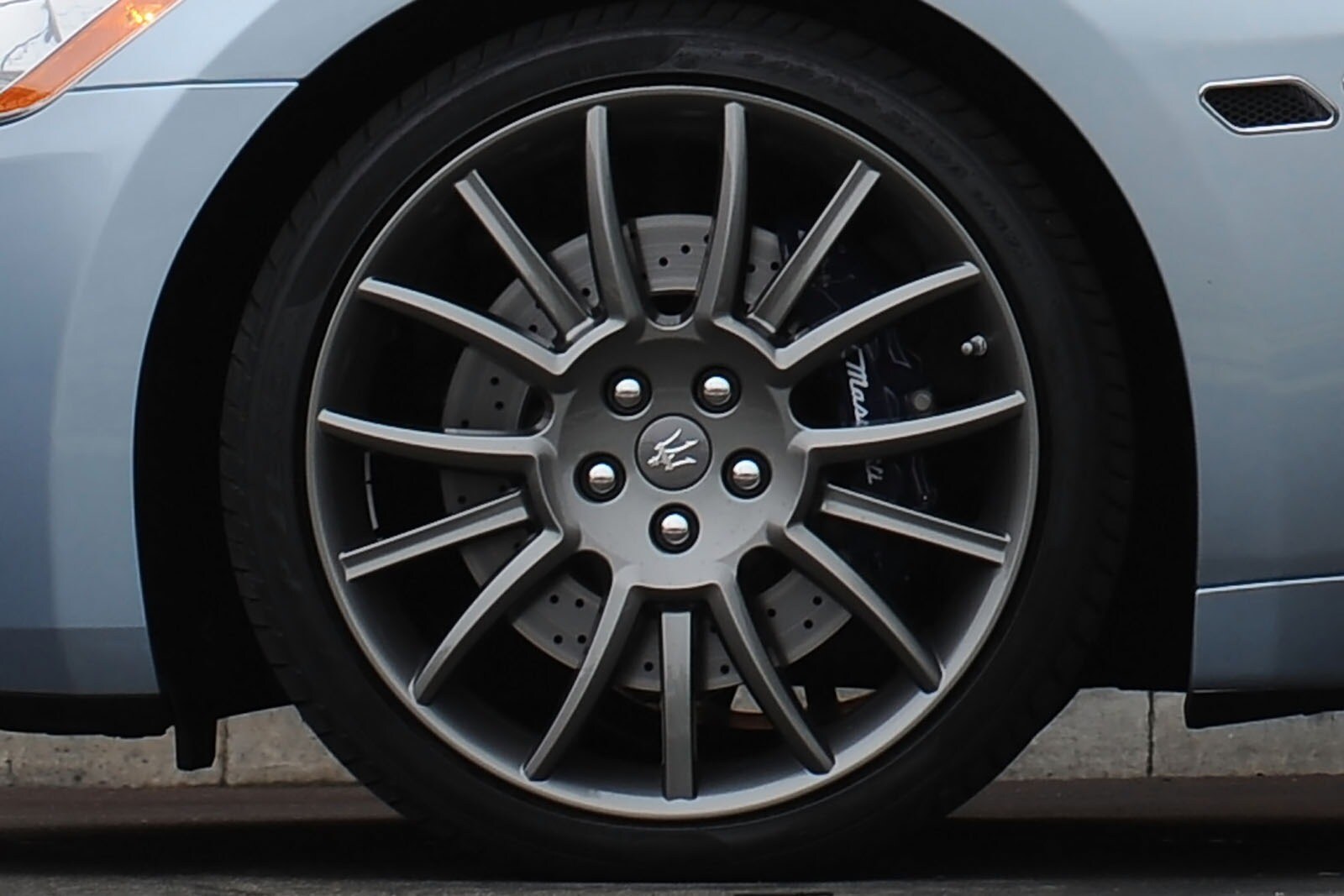 2012 Maserati Granturismo exterior W