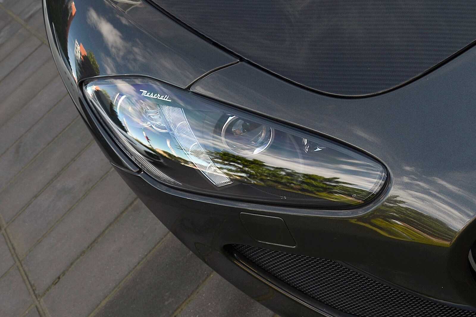 2017 Maserati Granturismo exterior EDETAIL