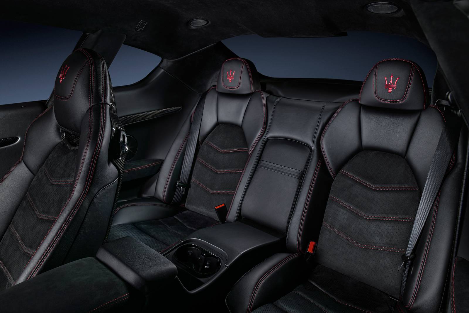 2018 Maserati Granturismo interior RI