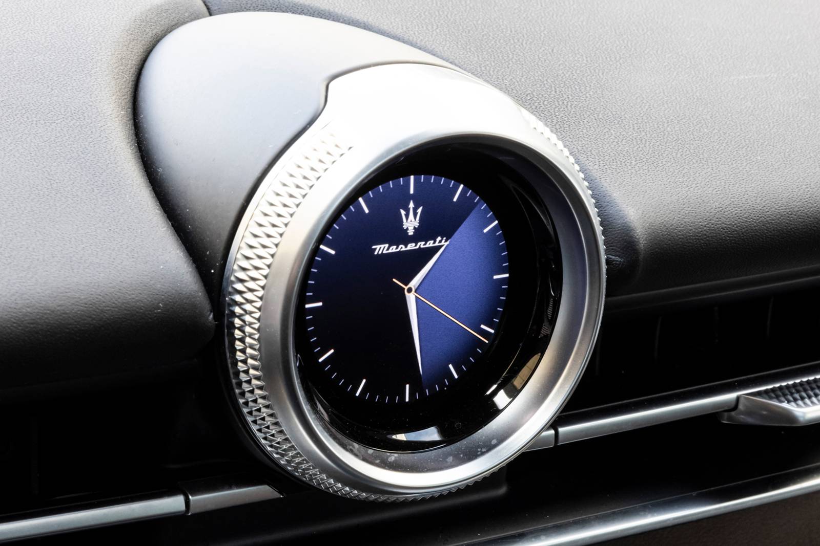 2024 Maserati Grecale interior DETAIL
