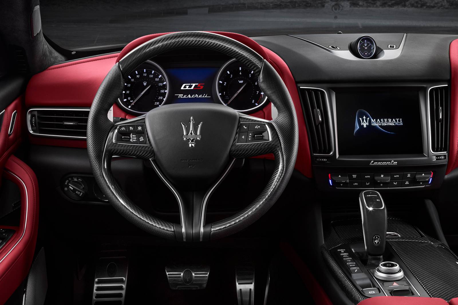 2019 Maserati Levante interior SWD
