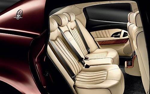 2006 Maserati Quattroporte interior RI
